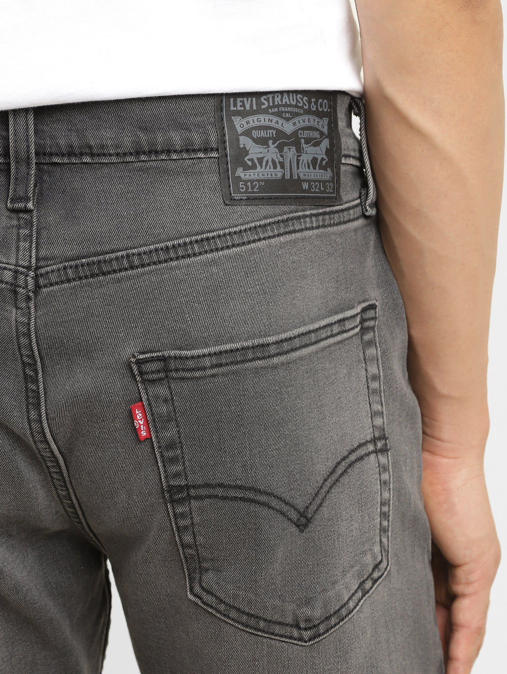 Men's 512 Charcoal Grey Slim Tapered Fit Mid Rise Jeans - Image 6