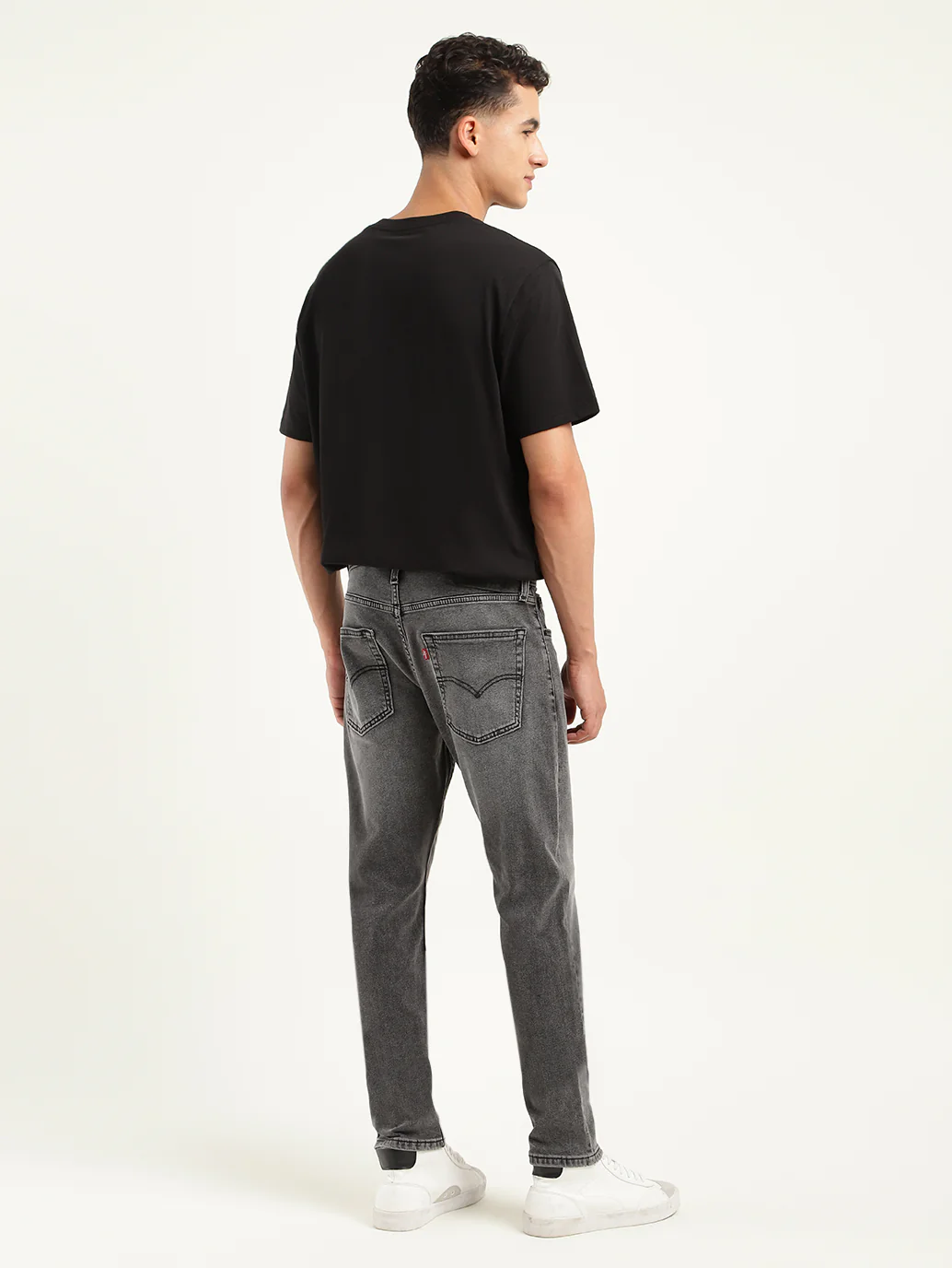 Men's 512 Black Slim Tapered Fit Mid Rise Jeans - Image 5