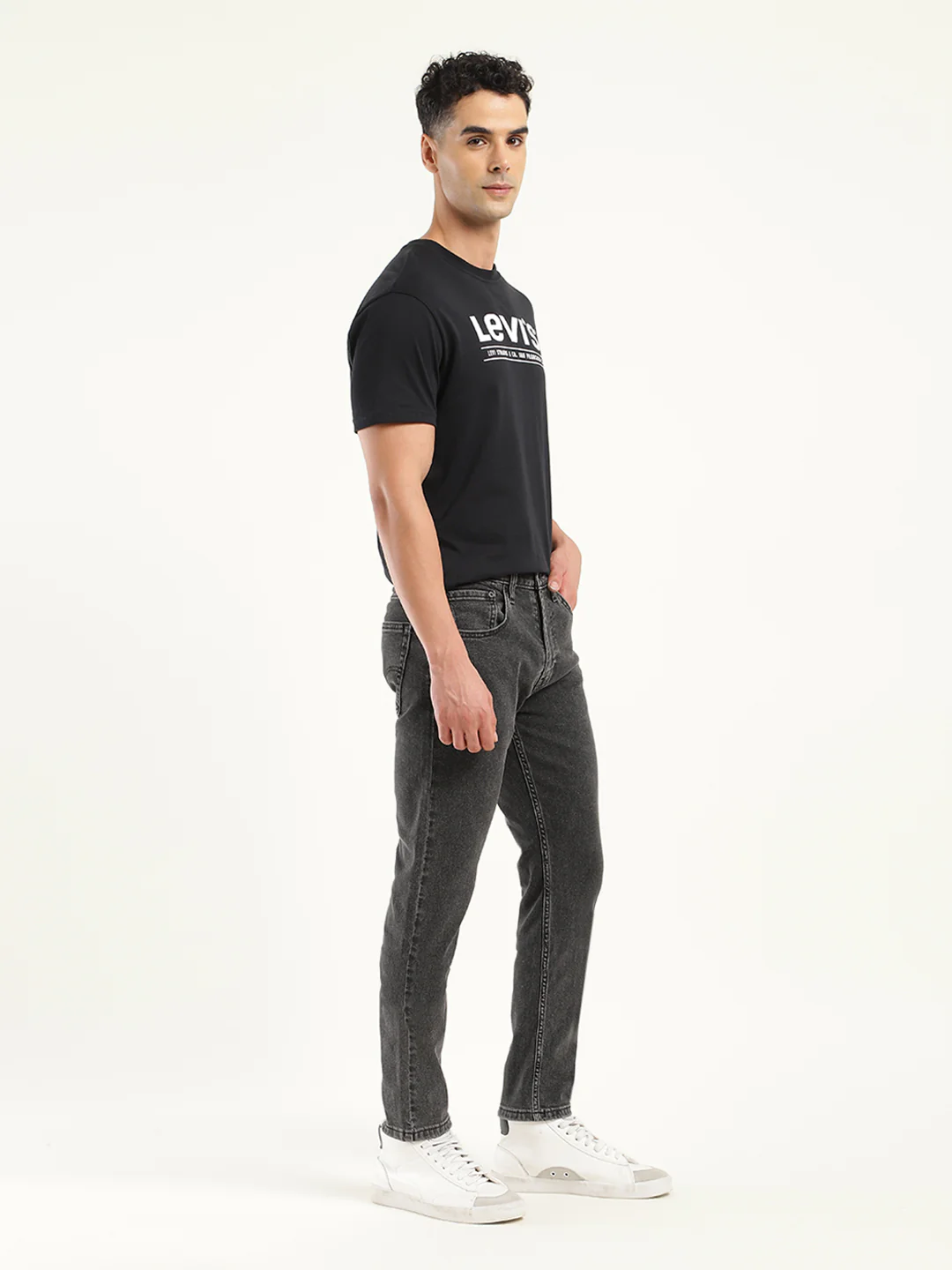 Men's 512 Black Slim Tapered Fit Mid Rise Jeans - Image 6