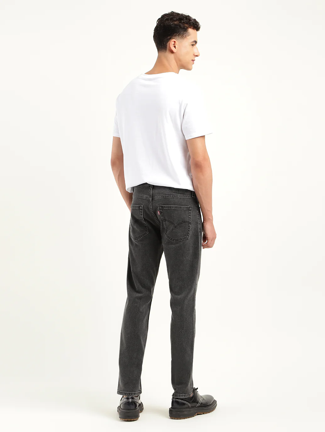 Men's 512 Charcoal Grey Slim Tapered Fit Mid Rise Jeans - Image 2