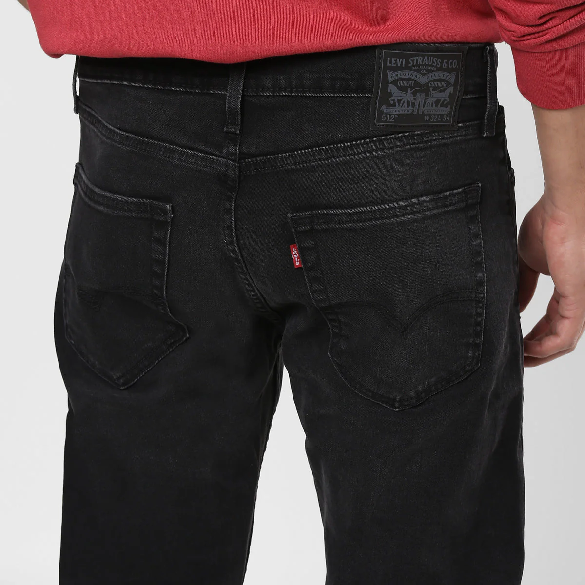 Men's 512 Black Slim Tapered Fit Mid Rise Jeans - Image 10