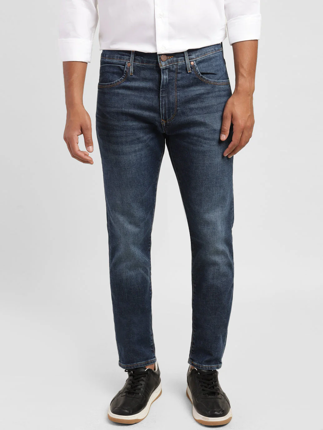 Men's Redloop 512 Blue Slim Tapered Fit Mid Rise Jeans - Image 2
