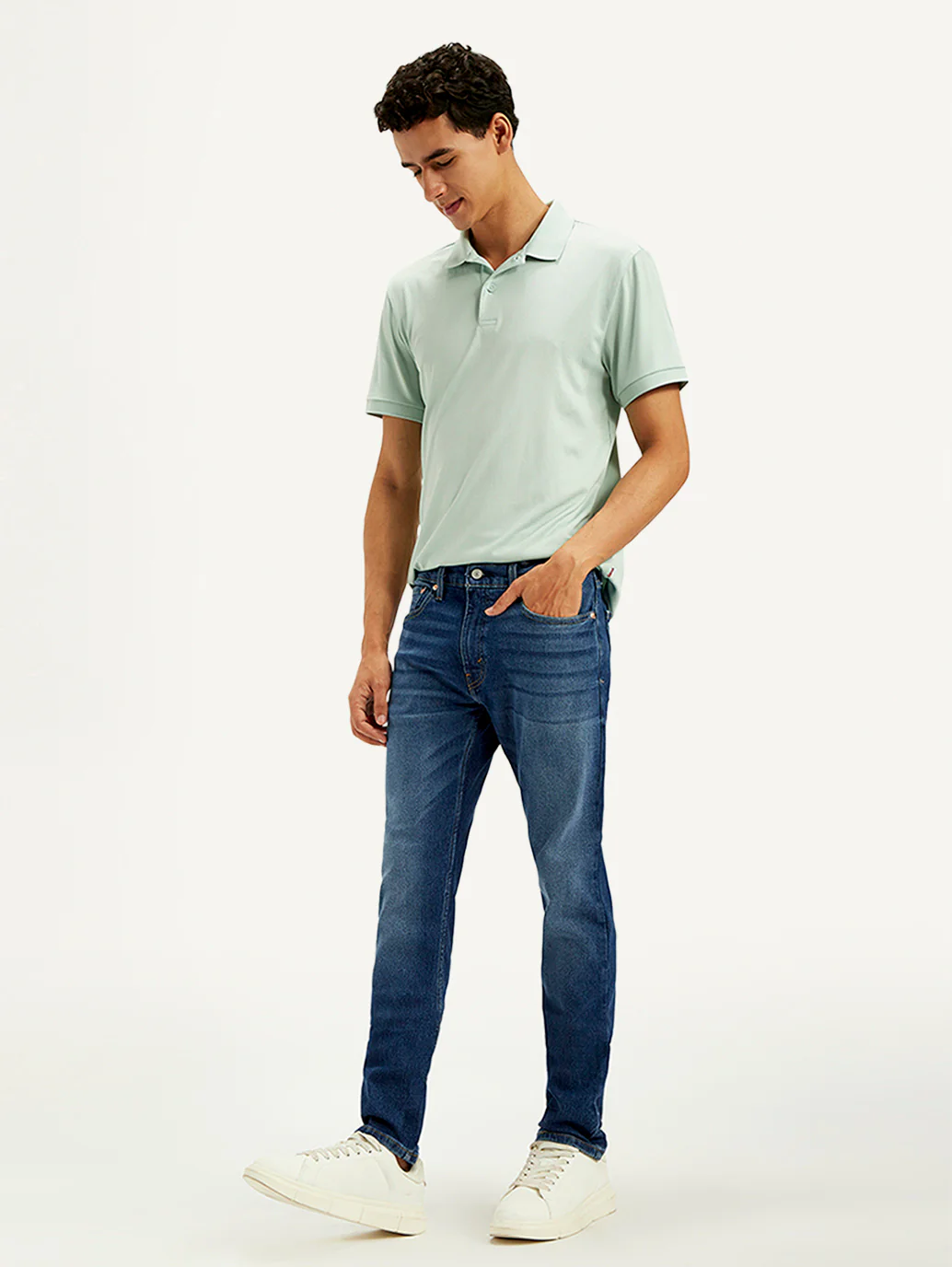 Men's 512 Blue Slim Tapered Fit Mid Rise Jeans - Image 5