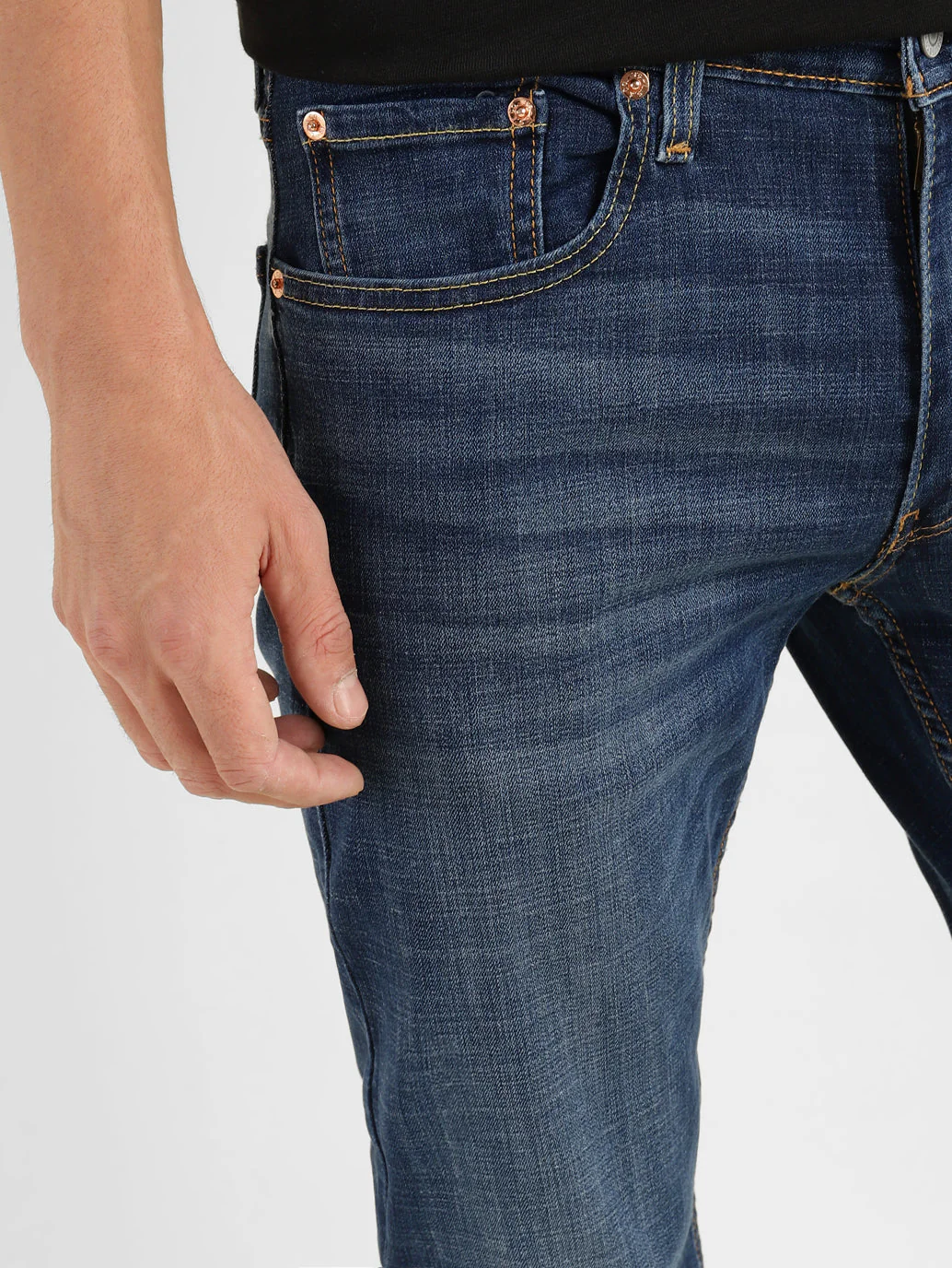 Men's 512 Blue Slim Tapered Fit Mid Rise Jeans - Image 6