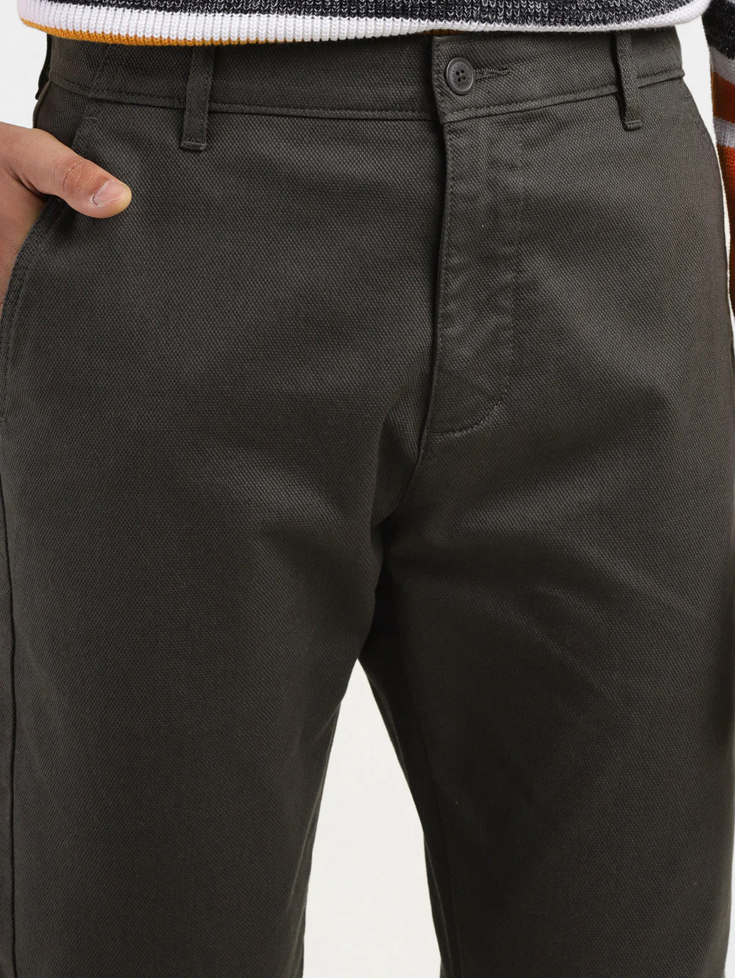 Men's 512 Brown Slim Tapered Fit Trousers - Image 5