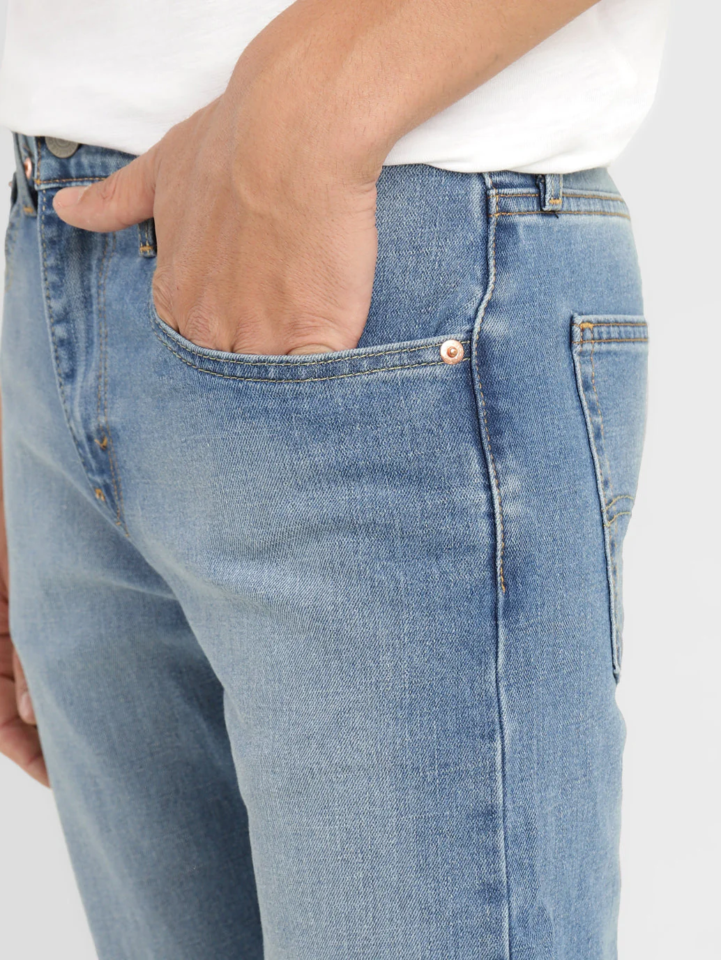 Men's 512 Blue Slim Tapered Fit Mid Rise Jeans - Image 5
