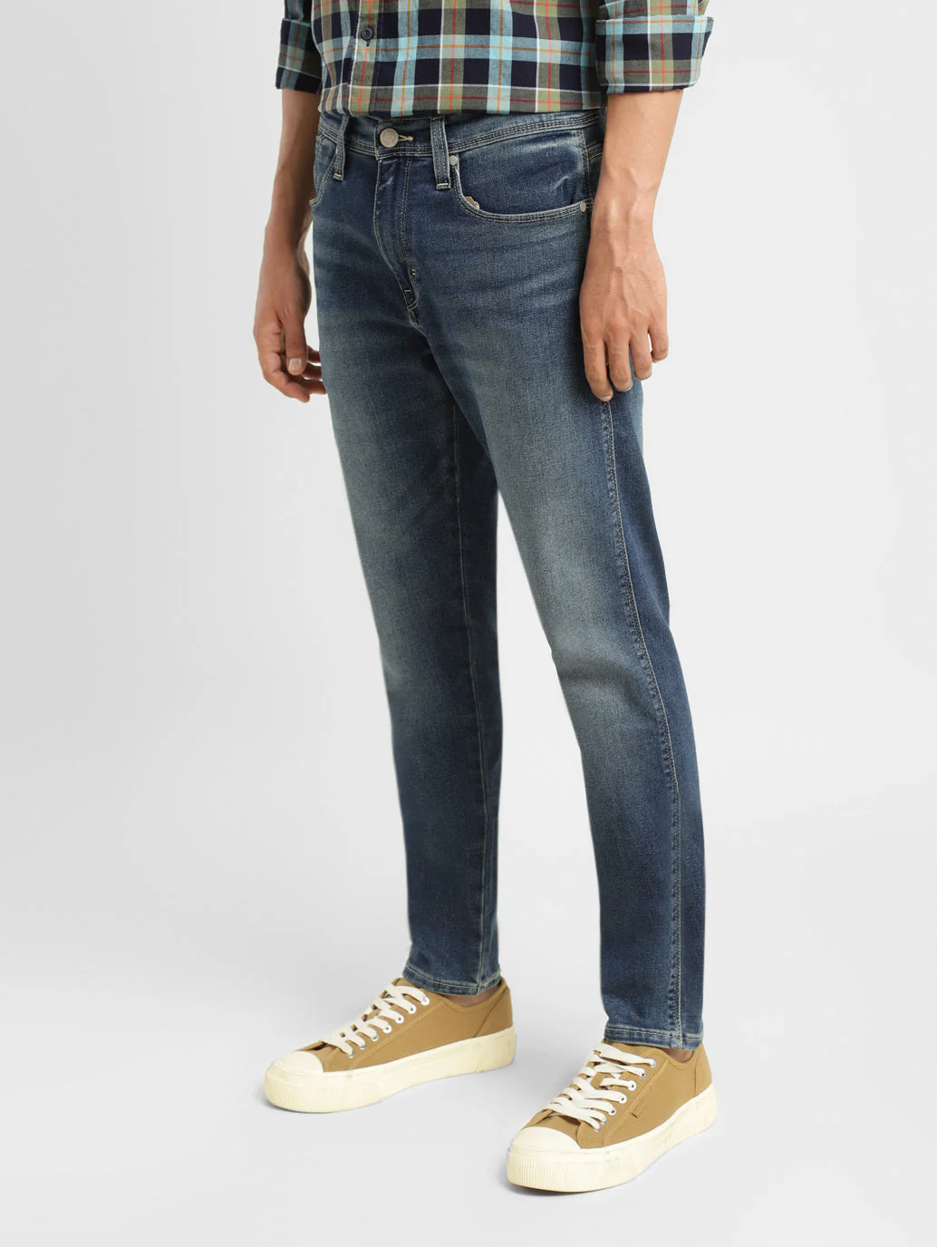 Men's 512 Blue Slim Tapered Fit Mid Rise Jeans - Image 5