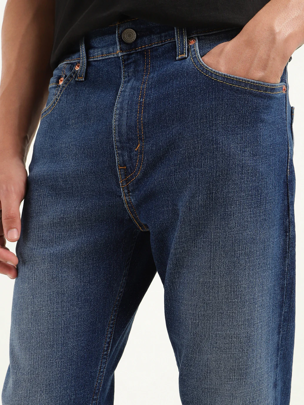 Men's 512 Blue Slim Tapered Fit Mid Rise Jeans - Image 3