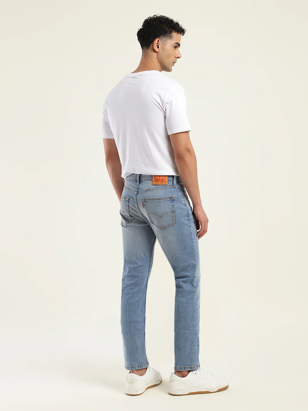 Men's 512 Blue Slim Tapered Fit Mid Rise Jeans - Image 2