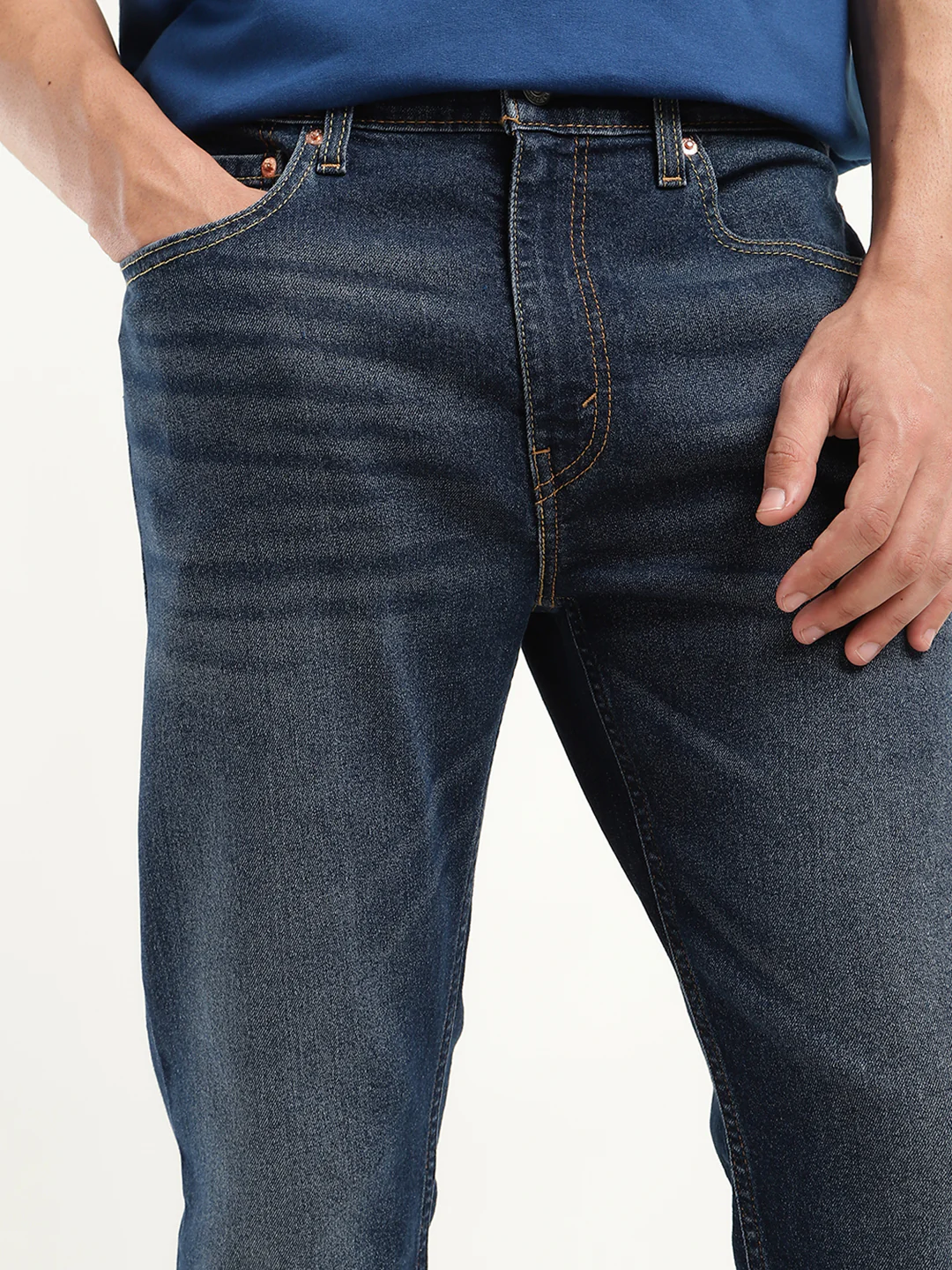 Men's 512 Blue Slim Tapered Fit Mid Rise Jeans - Image 5
