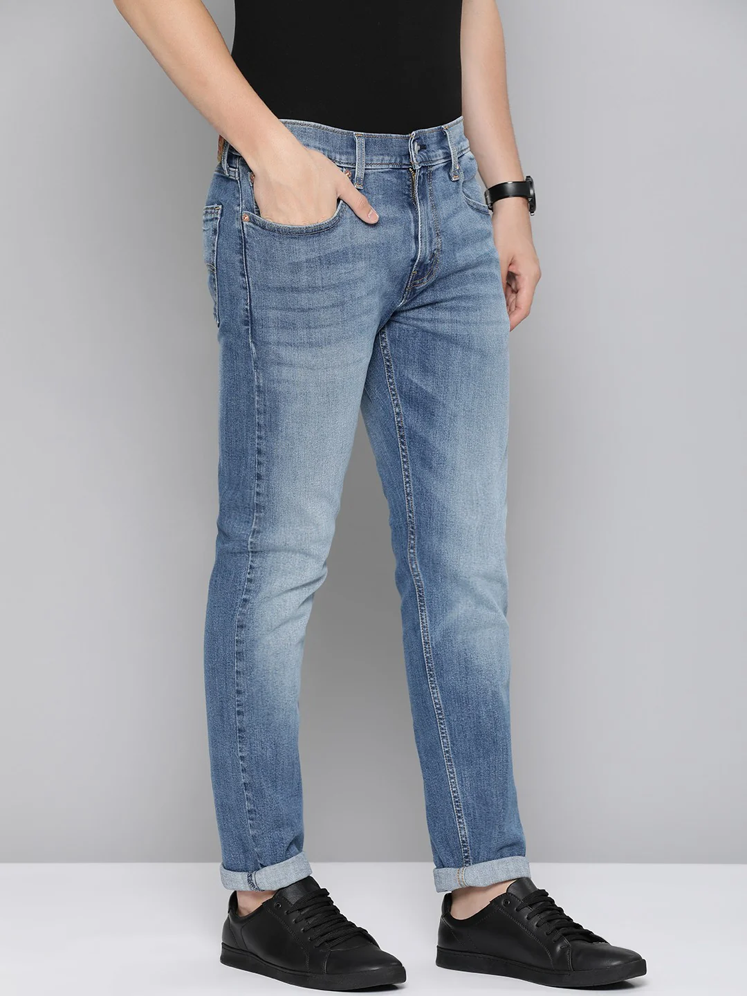 Men's 512 Blue Slim Tapered Fit Mid Rise Jeans - Image 3