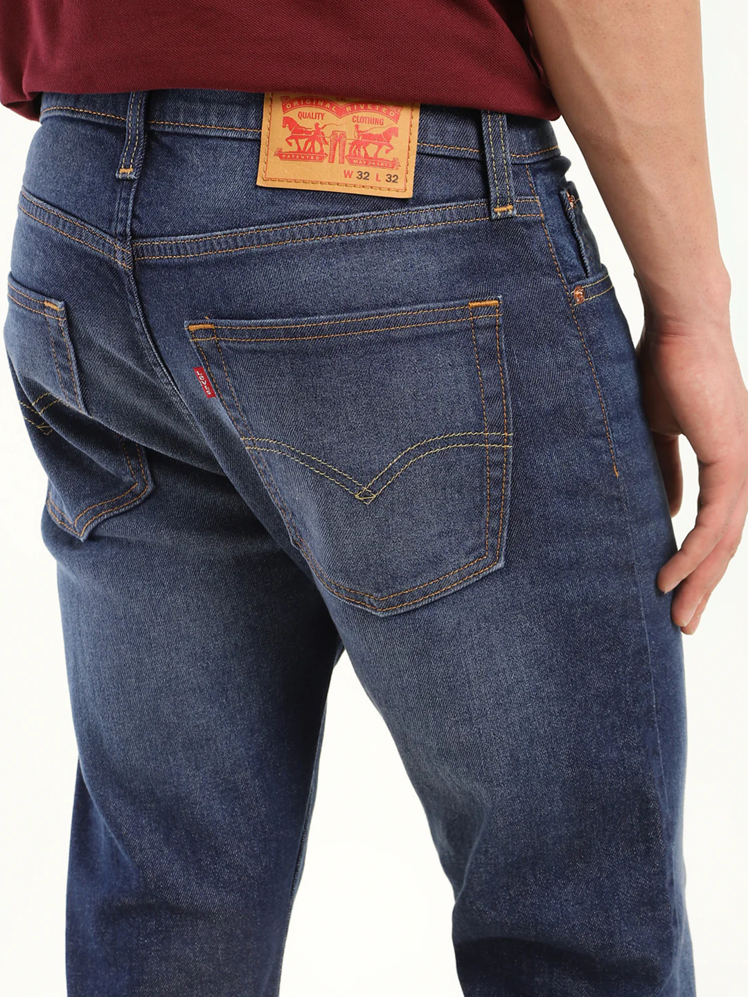Men's 512 Blue Slim Tapered Fit Mid Rise Jeans - Image 6