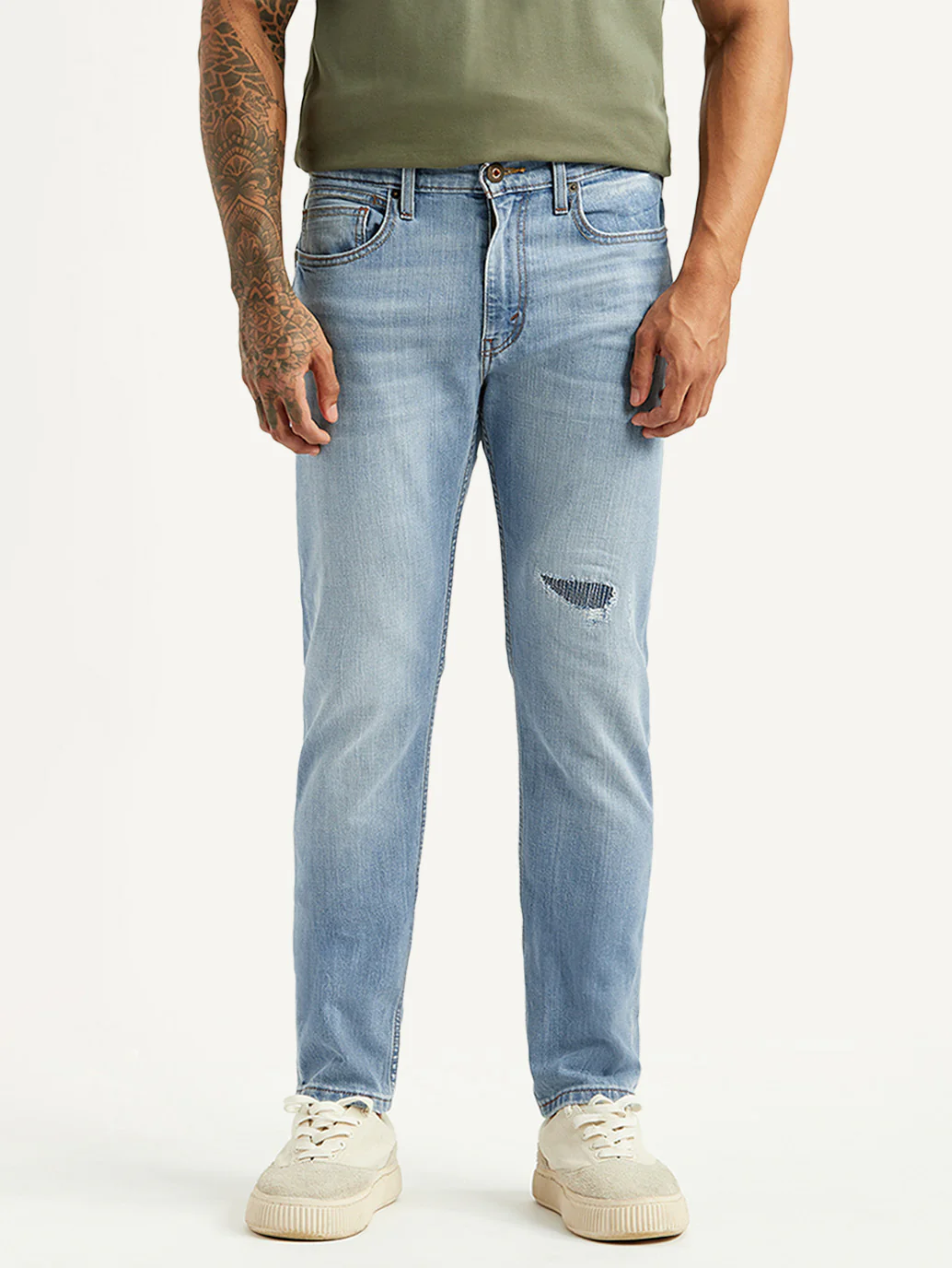 Men's 512 Light Blue Slim Tapered Fit Mid Rise Jeans - Image 2