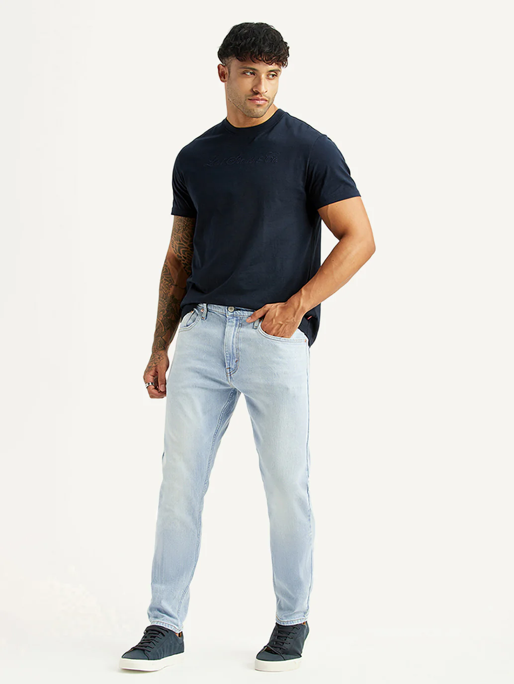 Men's 512 Light Blue Slim Tapered Fit Mid Rise Jeans - Image 7