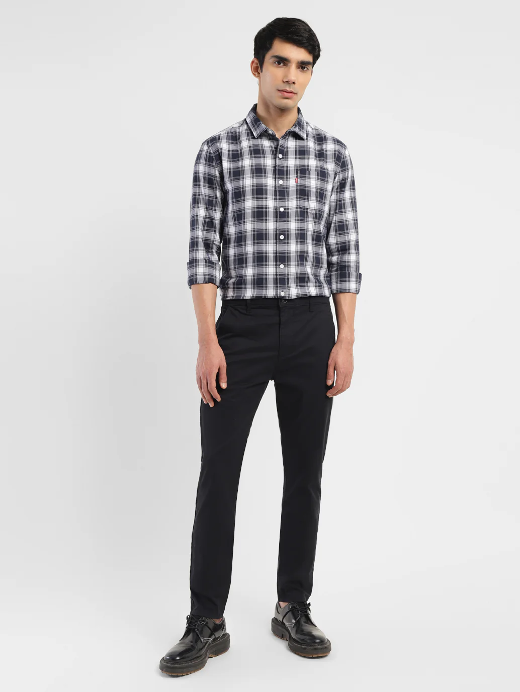 Men's 512 Black Slim Tapered Fit Chinos - Image 7