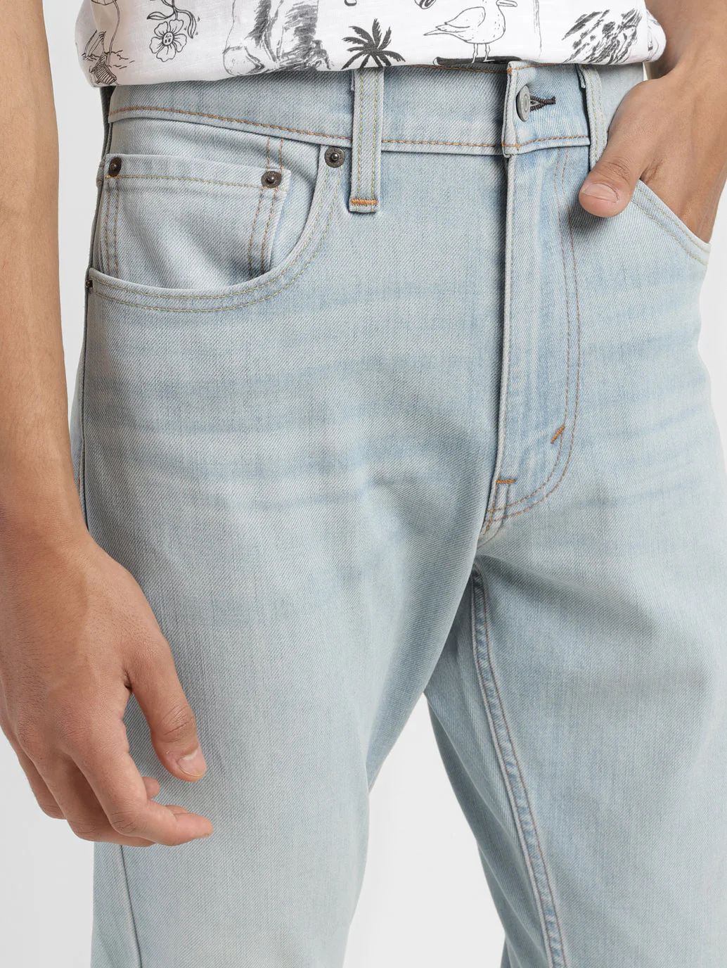 Men's 512 Light Indigo Slim Tapered Fit Mid Rise Jeans - Image 5