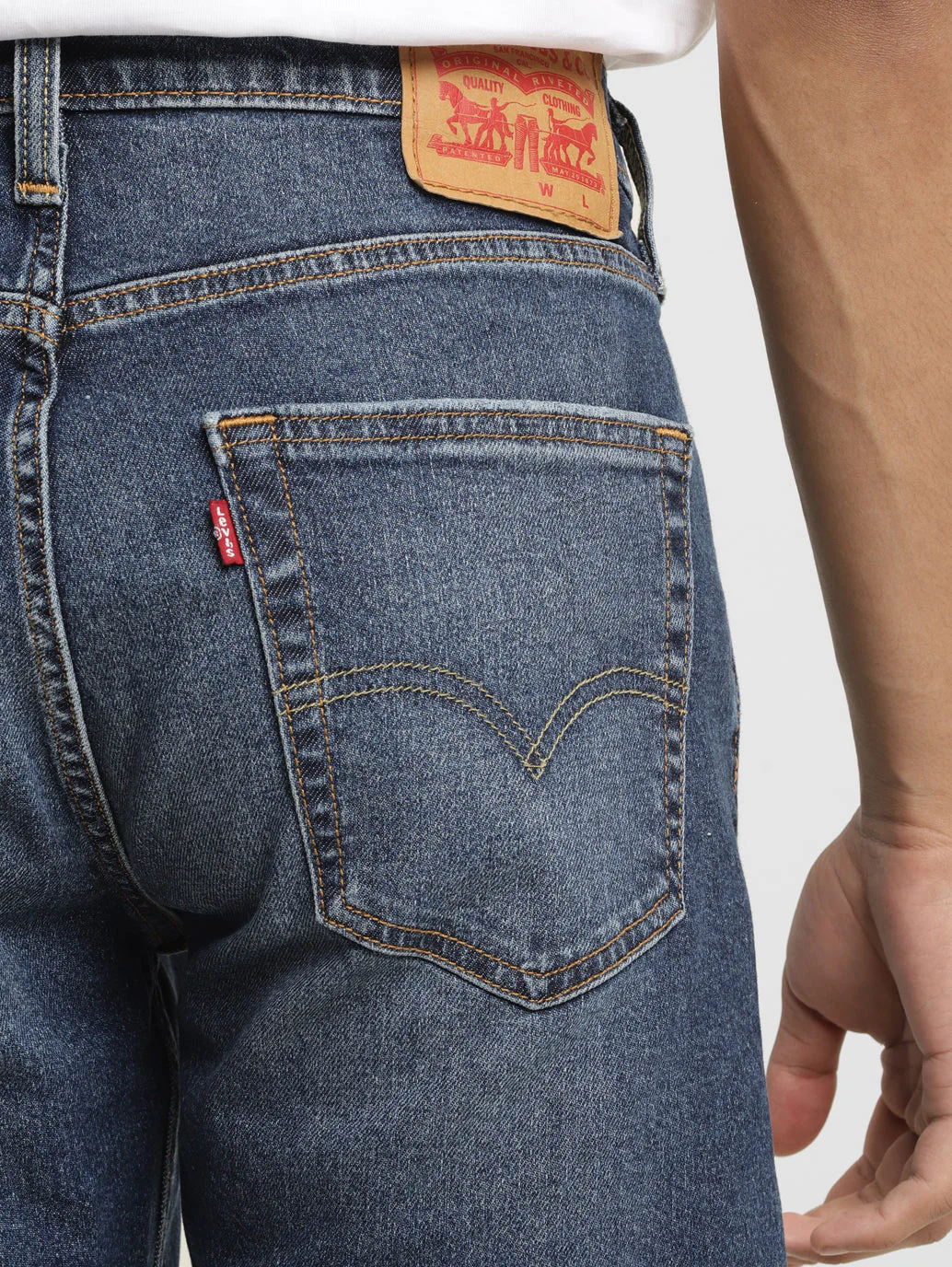 Men's 512 Indigo Slim Tapered Fit Mid Rise Jeans - Image 6