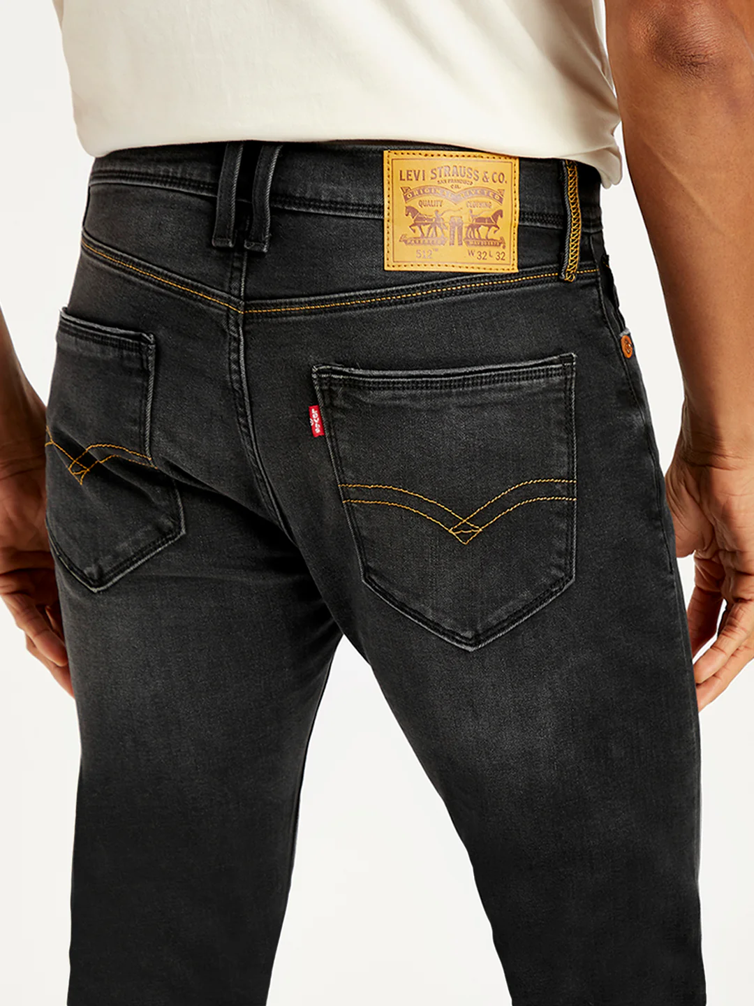 Men's 512 Black Slim Tapered Fit Mid Rise Jeans - Image 6