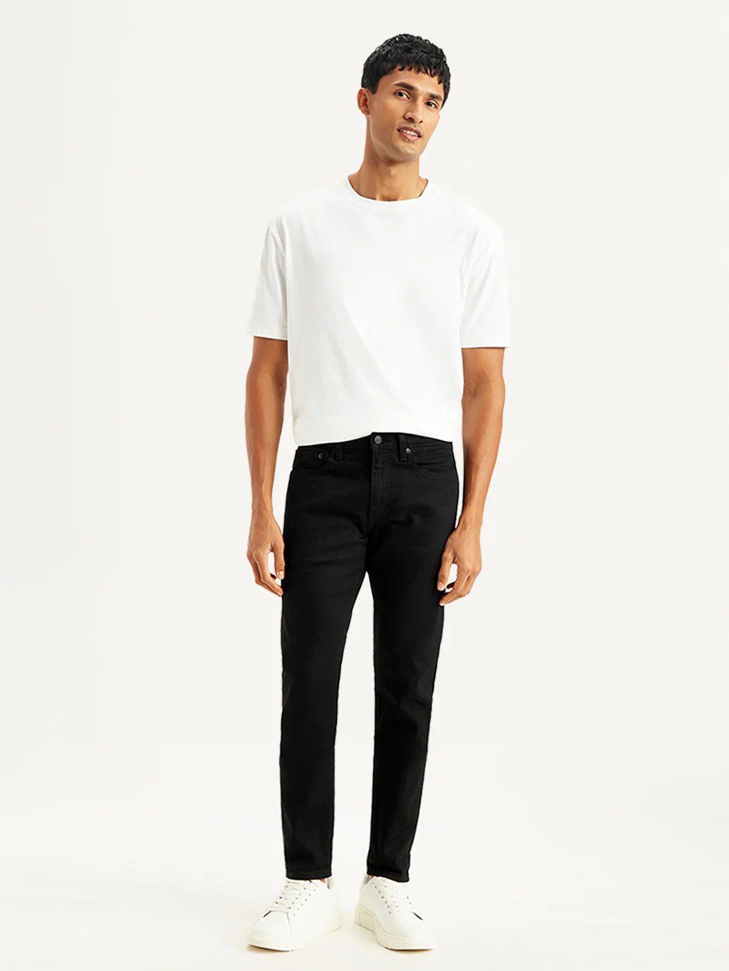 Men's 512 Black Slim Tapered Fit Mid Rise Jeans - Image 2