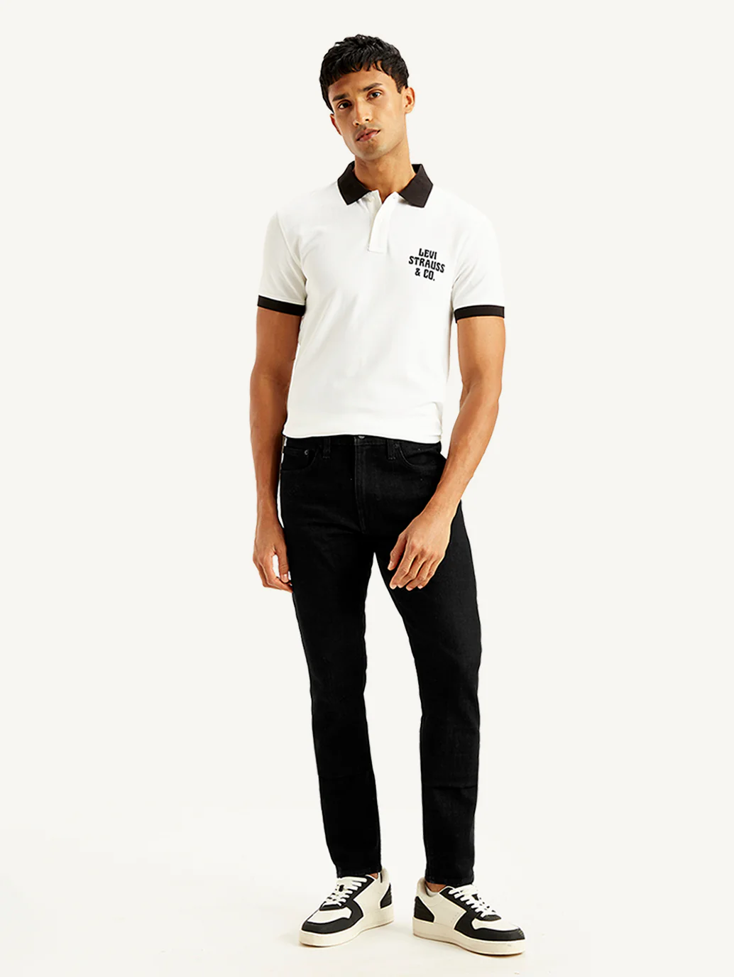 Men's 512 Black Slim Tapered Fit Mid Rise Jeans - Image 2