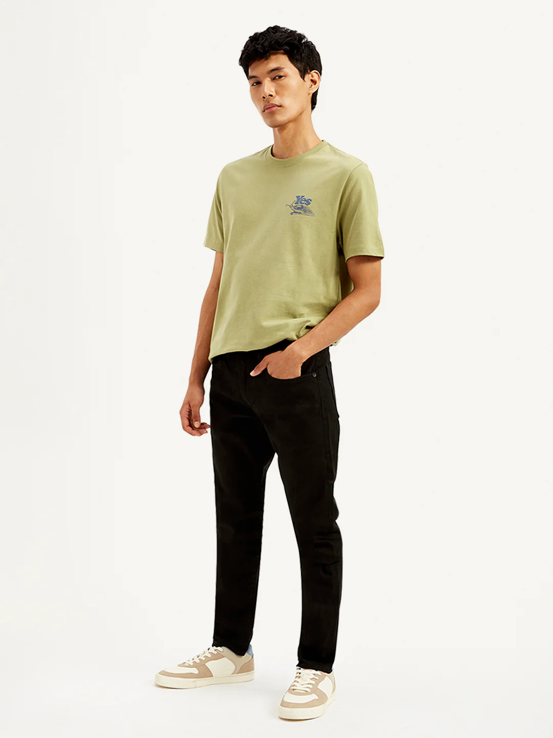 Men's 512 Black Slim Tapered Fit Mid Rise Selvedge Jeans - Image 5