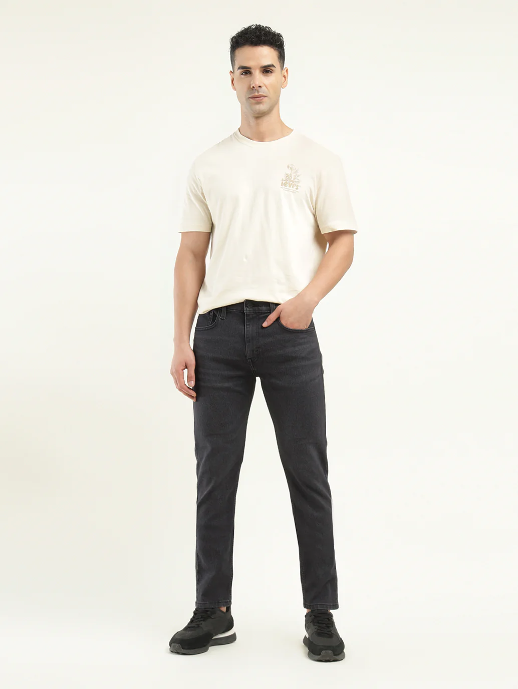 Men's 512 Black Slim Tapered Fit Mid Rise Jeans - Image 2