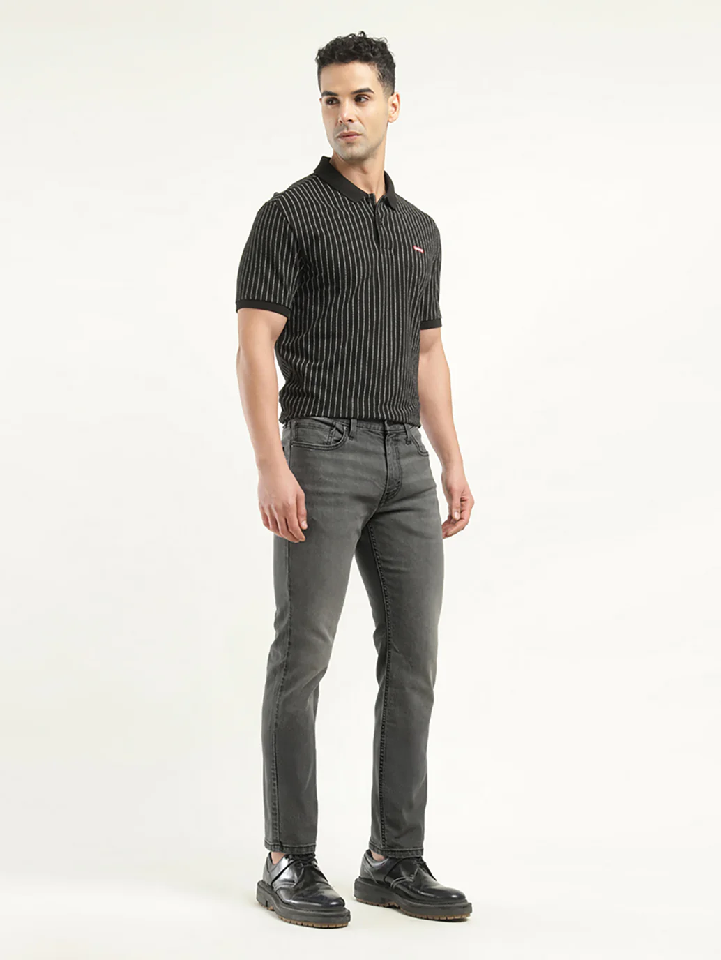 Men's 512 Black Slim Tapered Fit Mid Rise Jeans - Image 6