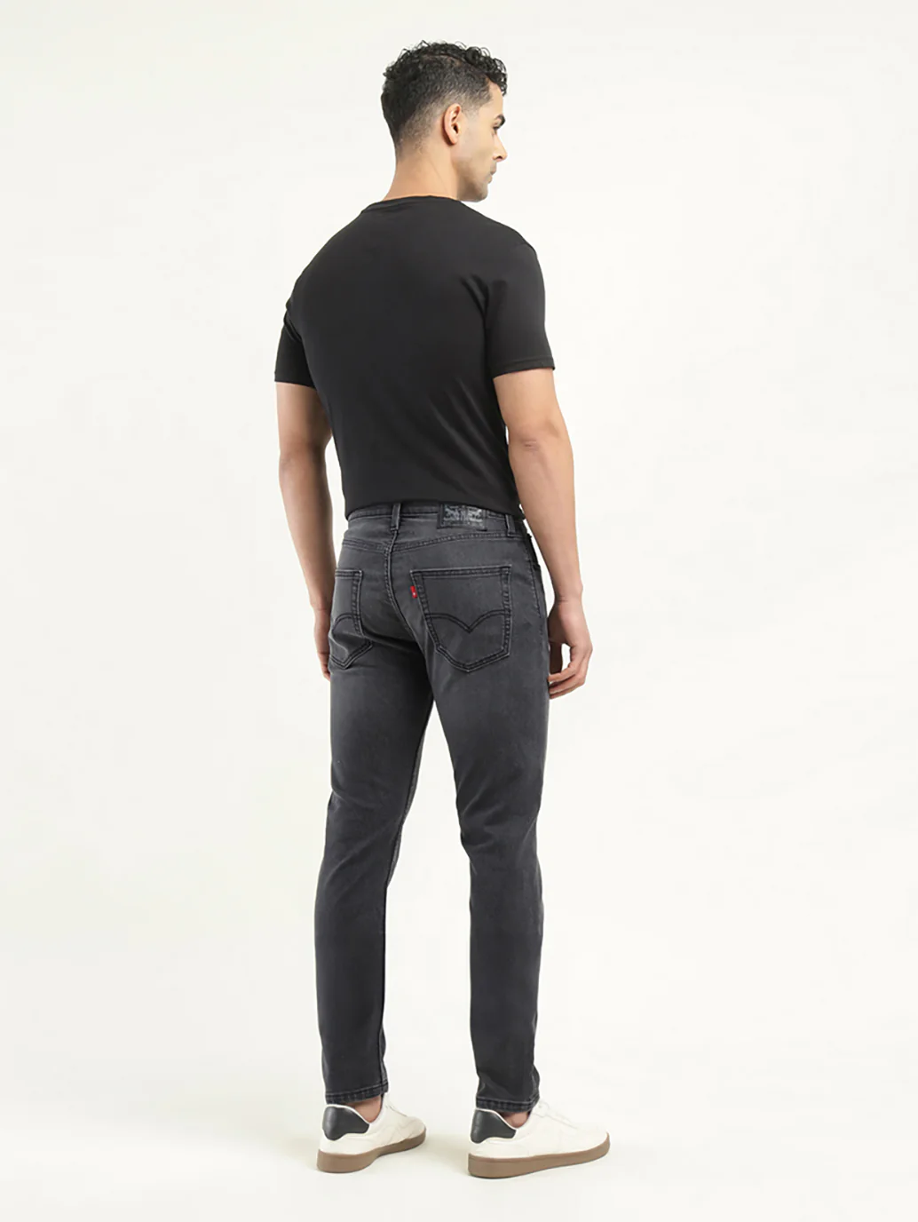 Men's 512 Black Slim Tapered Fit Mid Rise Jeans - Image 3