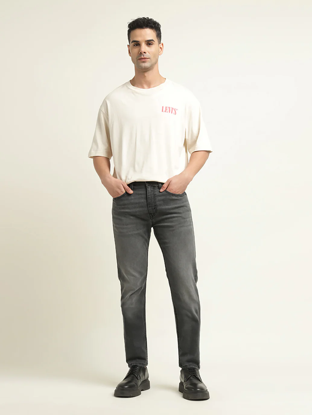 Men's 512 Black Slim Tapered Fit Mid Rise Jeans - Image 2