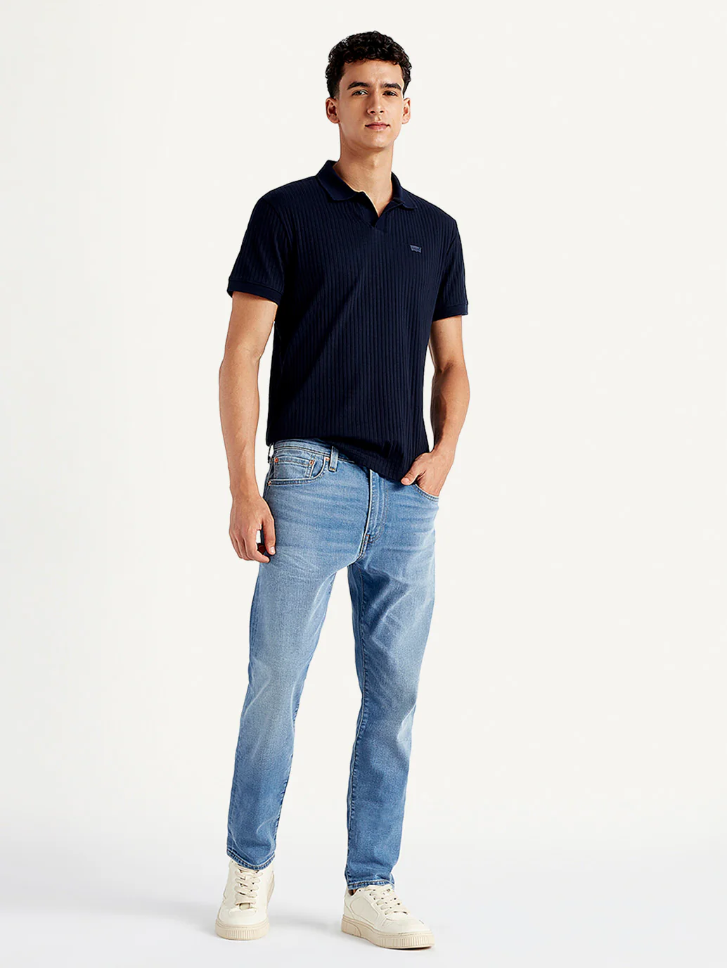Men's 512 Blue Slim Tapered Fit Mid Rise Jeans - Image 2