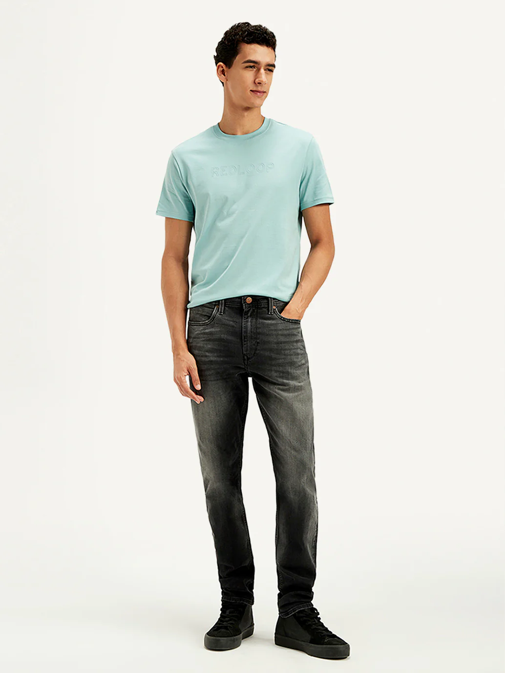 Men's Redloop 512 Slim Tapered Fit Mid Rise Jeans - Image 2