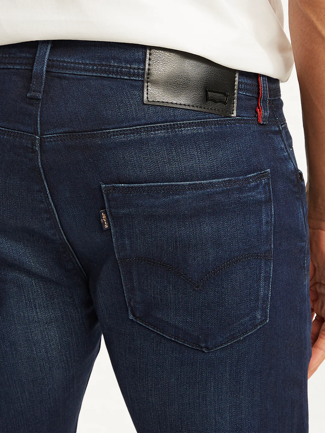 Men's Redloop 512 Slim Tapered Fit Mid Rise Jeans - Image 3
