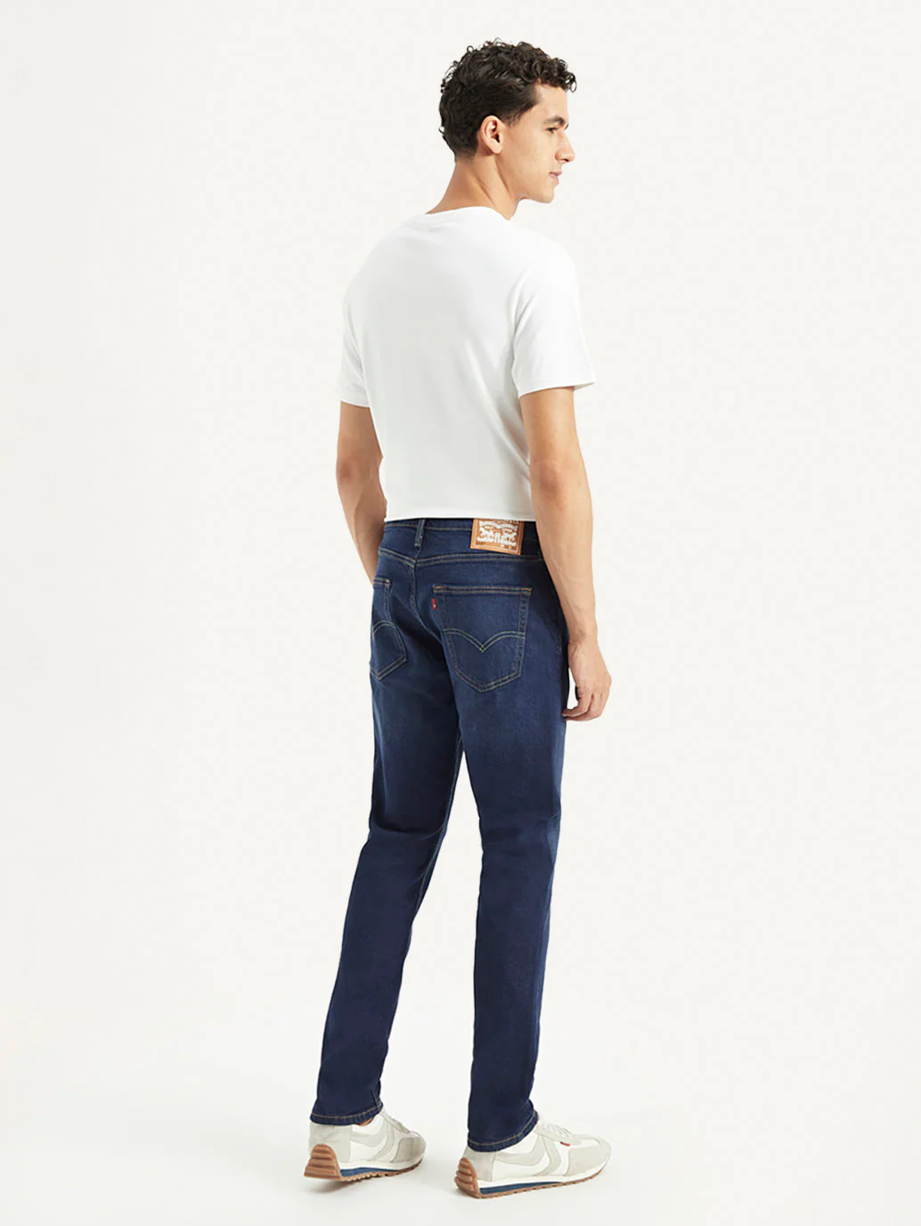 Men's 512 Dark Blue Slim Tapered Fit Mid Rise Jeans - Image 3
