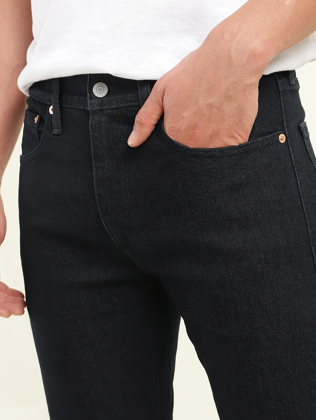 Men's 512 Dark Indigo Slim Tapered Fit Mid Rise Jeans - Image 5