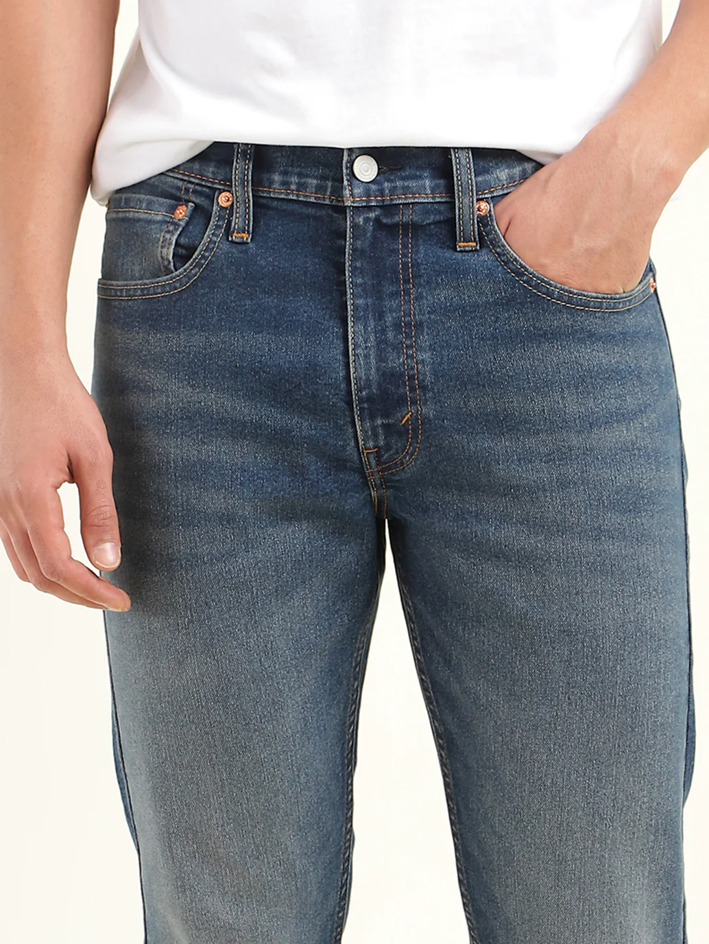 Men's 512 Blue Slim Tapered Fit Mid Rise Jeans - Image 5