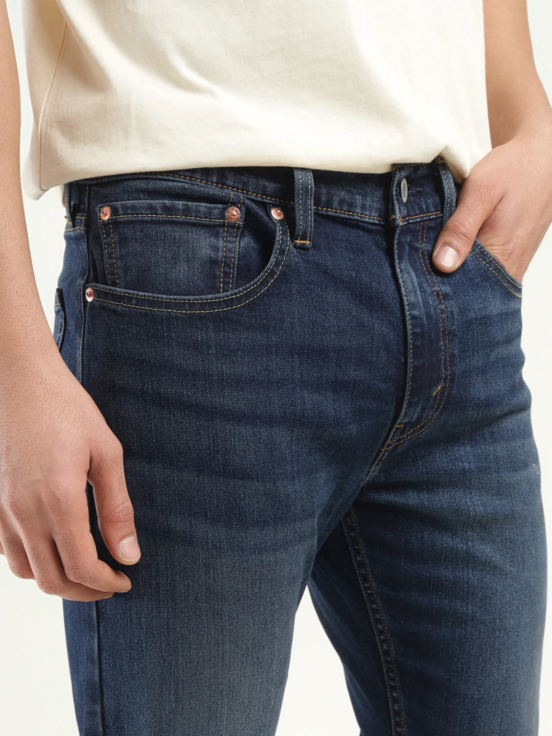Men's 512 Indigo Slim Tapered Fit Mid Rise Jeans - Image 5