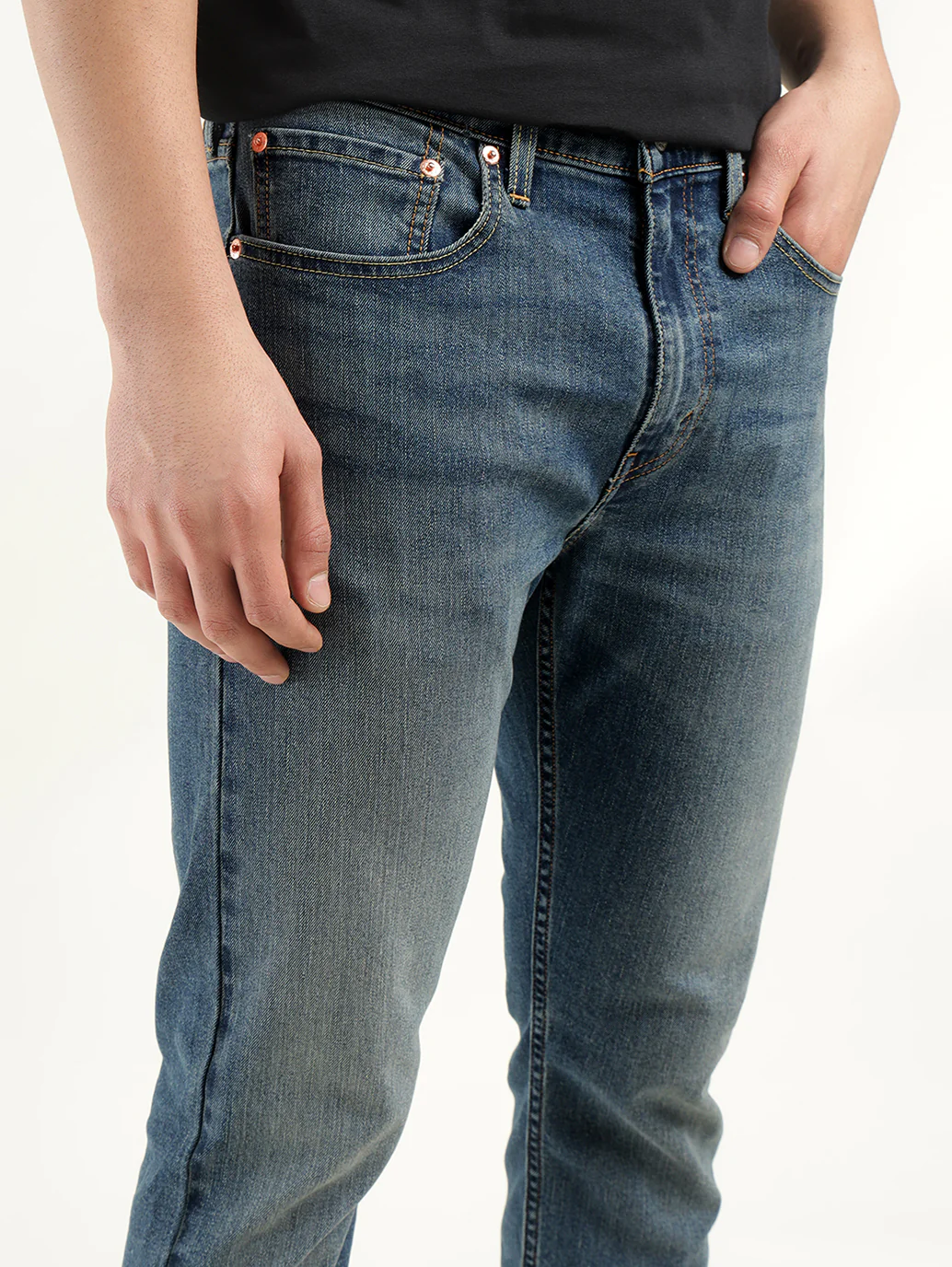 Men's 512 Indigo Slim Tapered Fit Mid Rise Jeans - Image 5