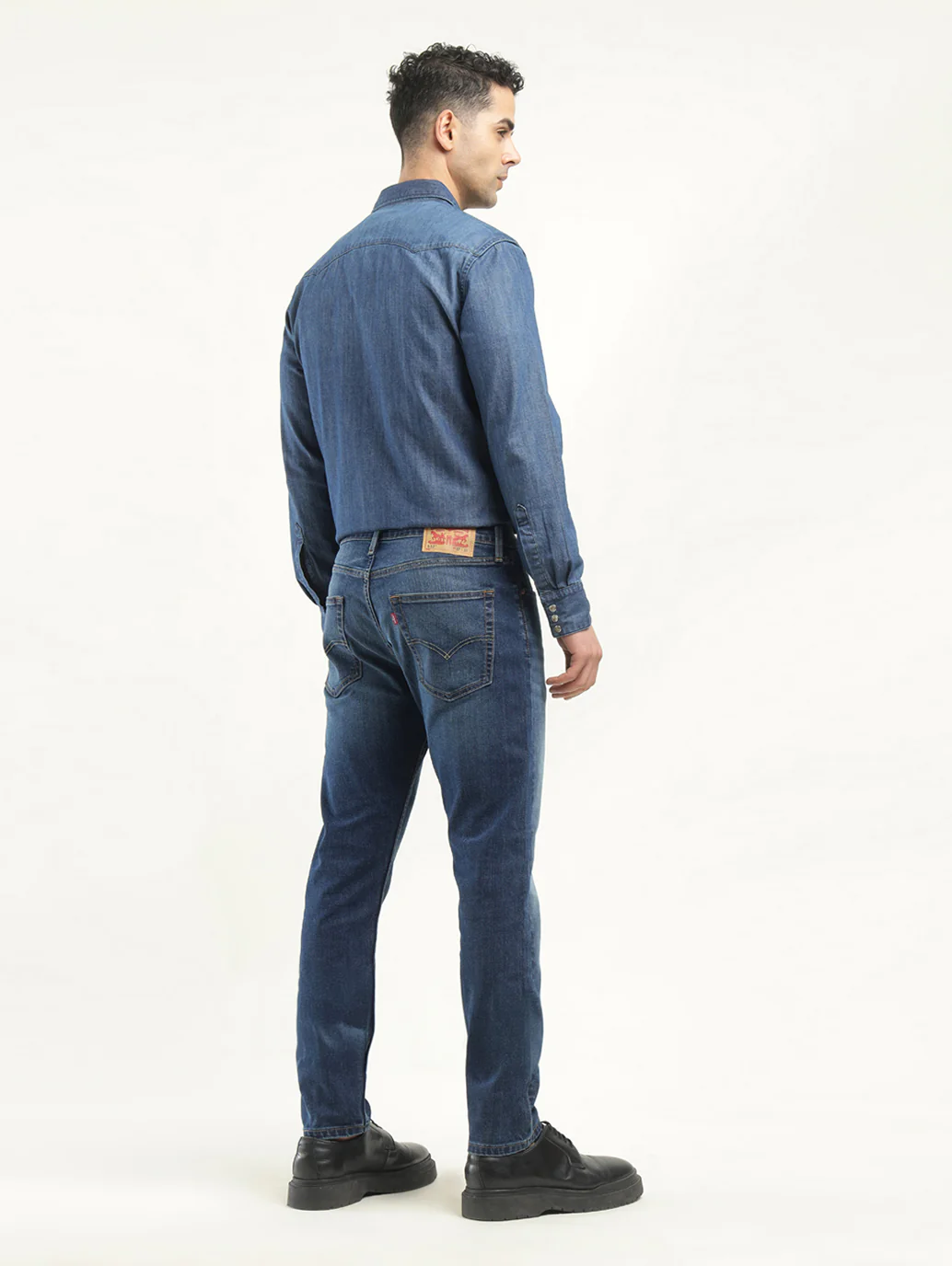 Men's 512 Indigo Slim Tapered Fit Mid Rise Jeans - Image 2