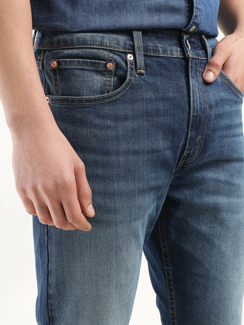 Men's 512 Indigo Slim Tapered Fit Mid Rise Jeans - Image 3