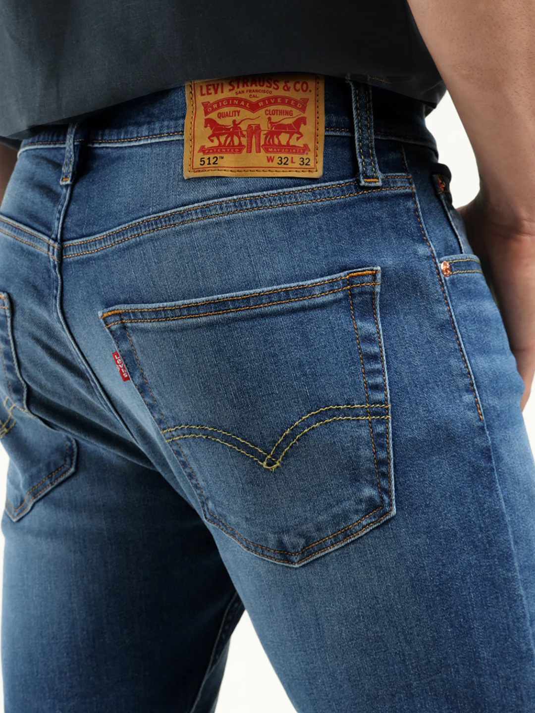 Men's 512 Indigo Slim Tapered Fit Mid Rise Jeans - Image 5