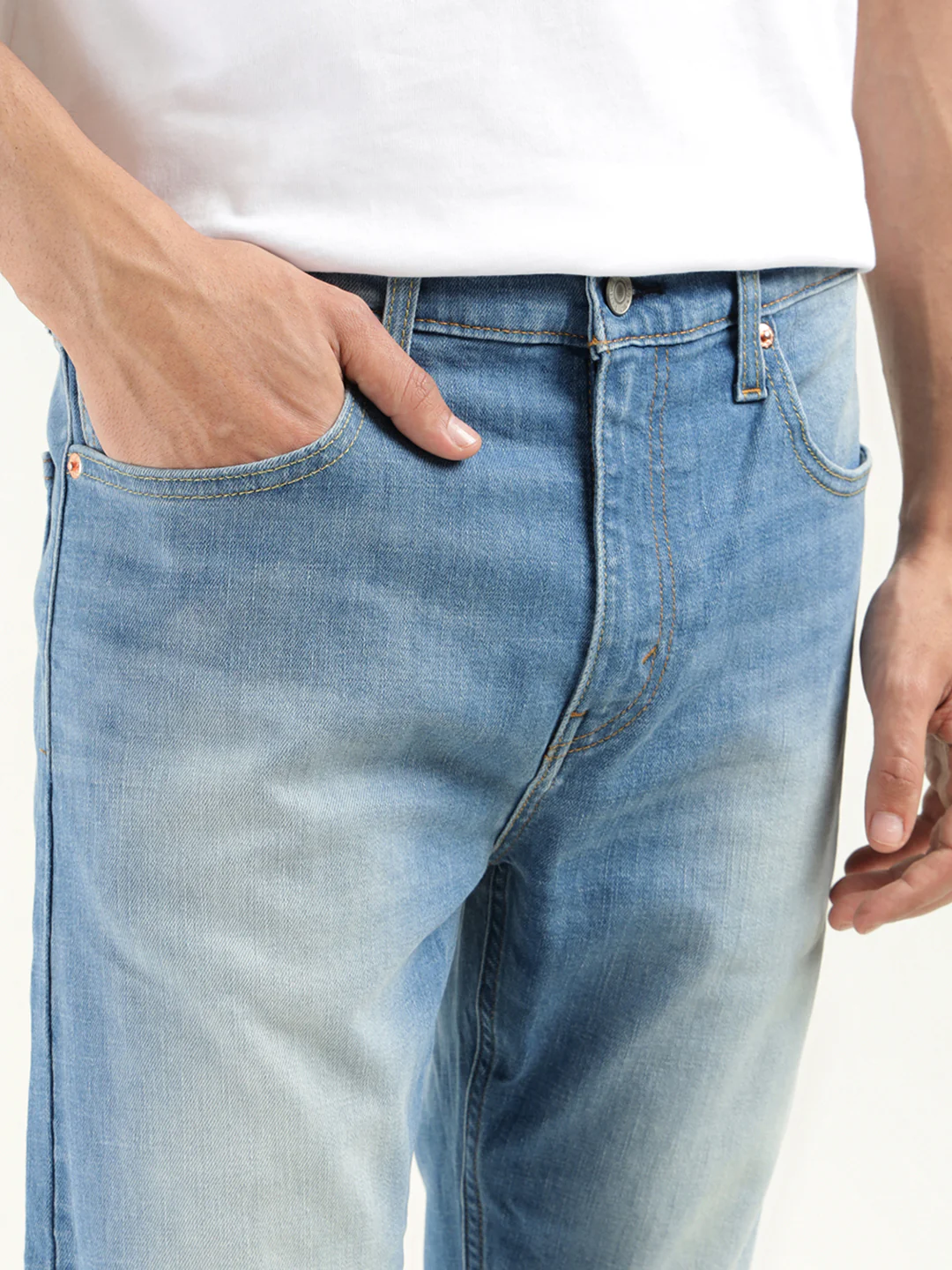 Men's 512 Indigo Slim Tapered Fit Mid Rise Jeans - Image 6