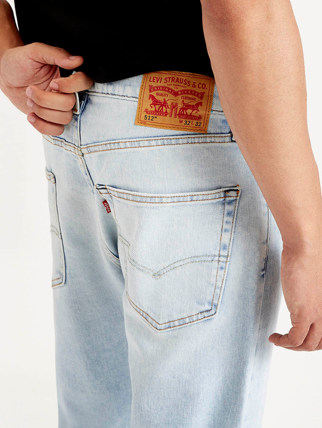 Men's 512 Light Blue Slim Tapered Fit Mid Rise Jeans - Image 5