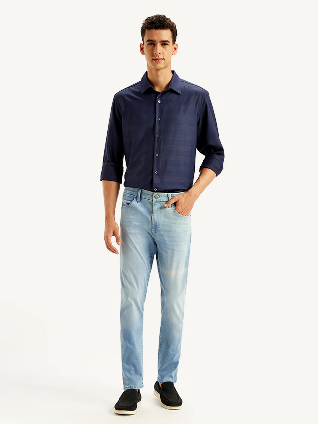 Men's Redloop 512 Light Blue Slim Tapered Fit Mid Rise Jeans - Image 3