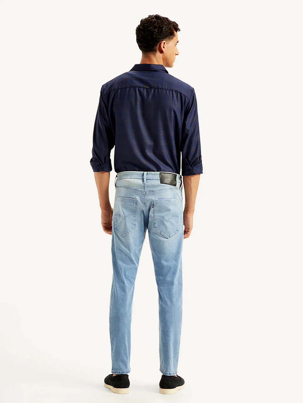 Men's Redloop 512 Light Blue Slim Tapered Fit Mid Rise Jeans - Image 5