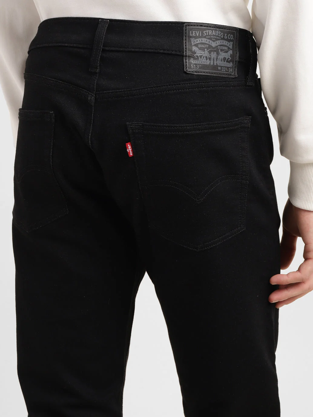 Men's 513 Black Slim Straight Fit Mid Rise Jeans - Image 6