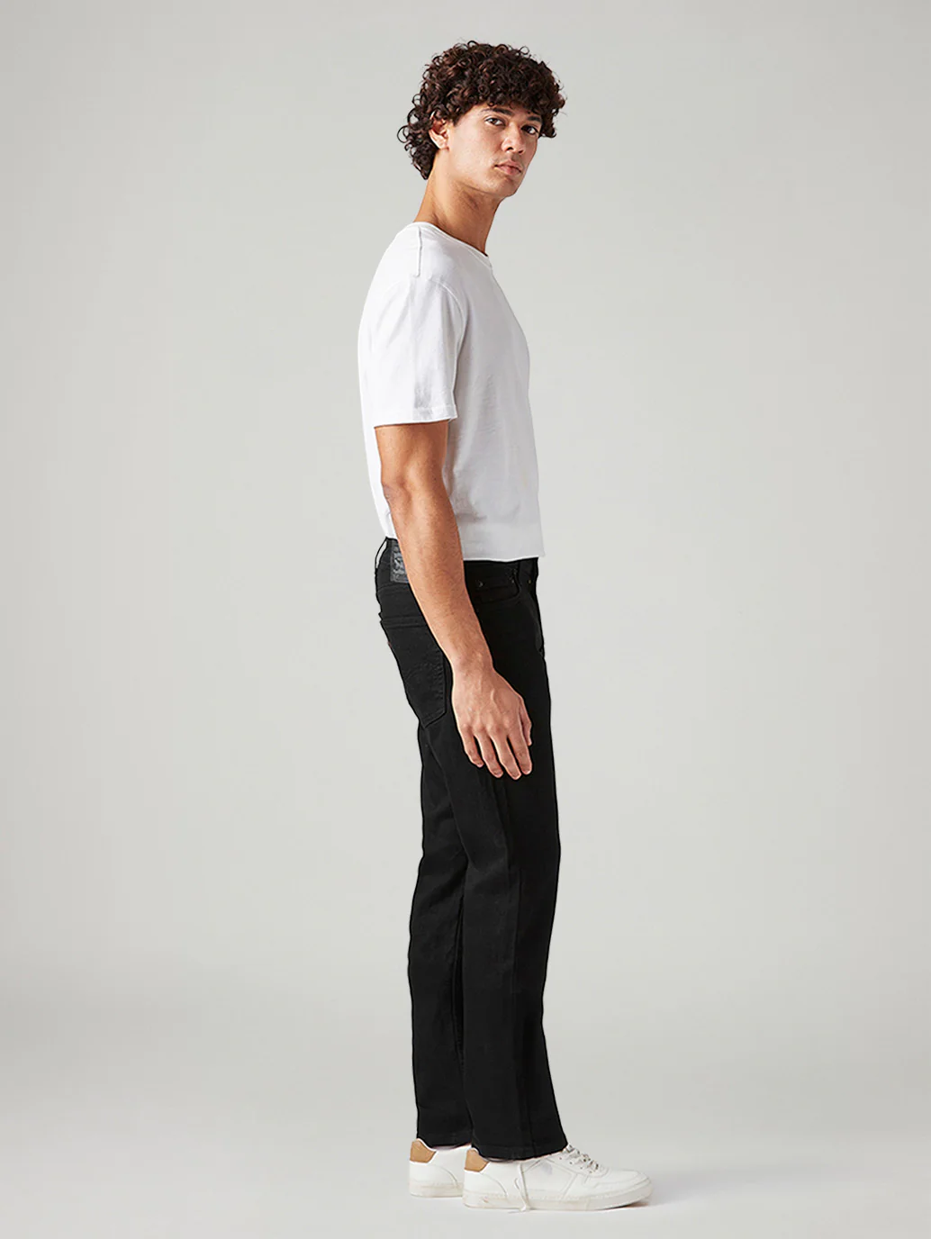 Men's 513 Black Slim Straight Fit Mid Rise Jeans - Image 6