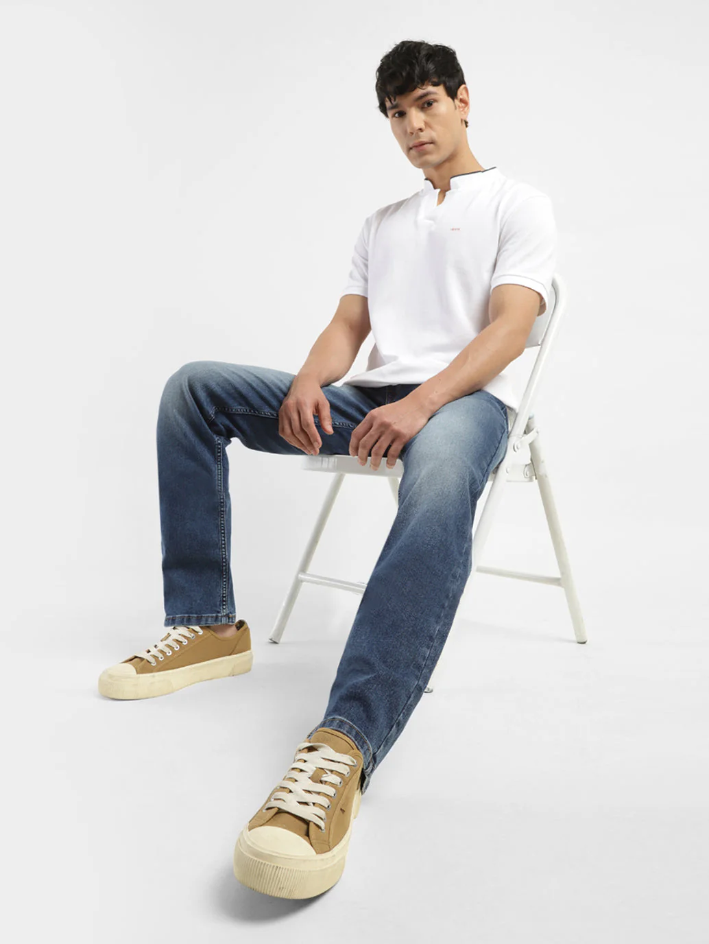 Men's 513 Blue Slim Straight Fit Mid Rise Jeans - Image 2