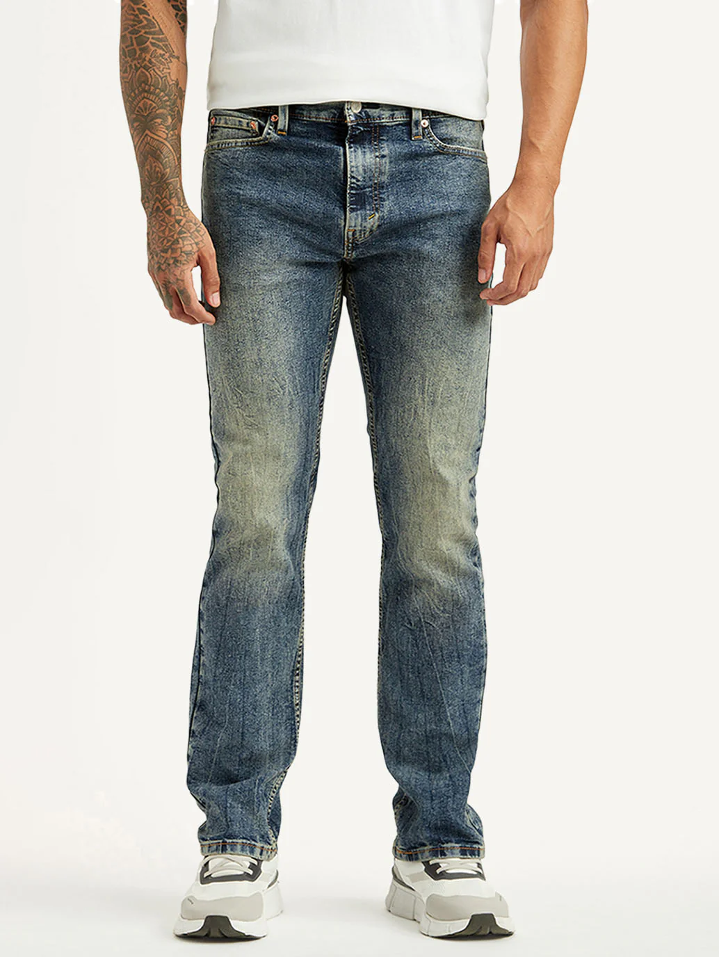 Men's Tinted 513 Blue Slim Tapered Fit Mid Rise Jeans - Image 3