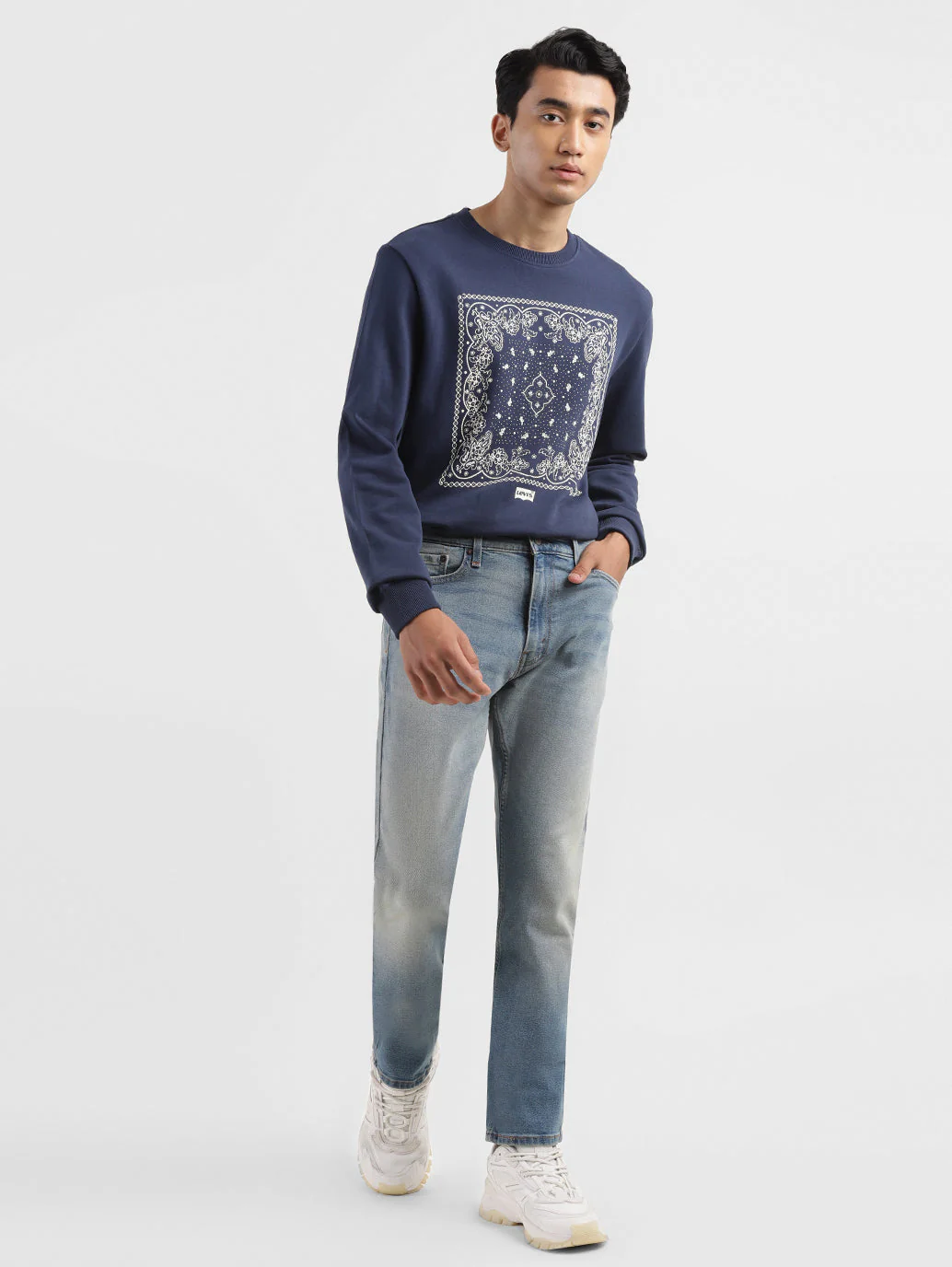 Men's 513 Blue Slim Straight Fit Mid Rise Jeans - Image 9