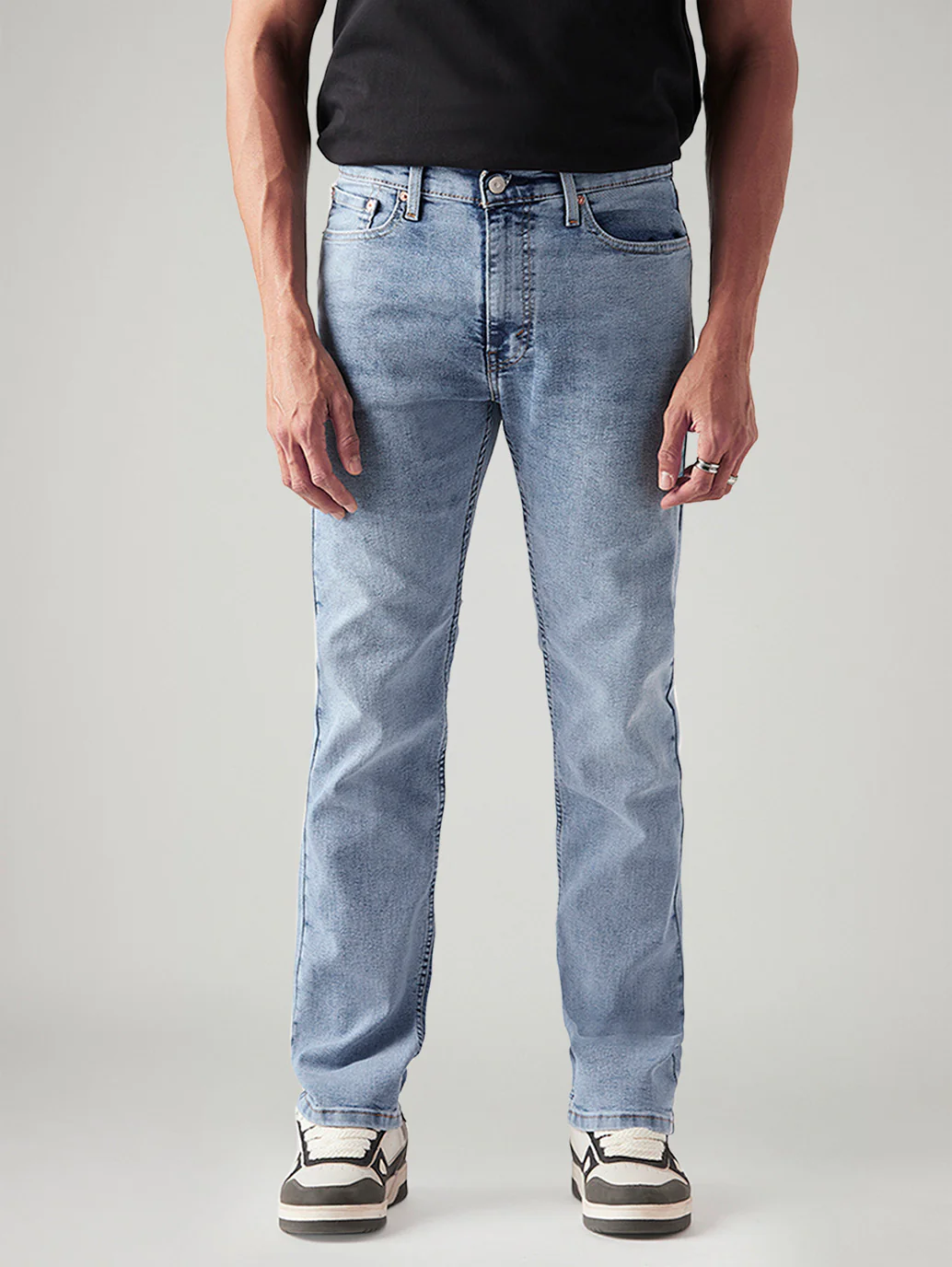 Men's 513 Light Blue Slim Straight Fit Mid Rise Jeans - Image 3